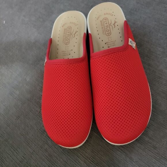 Ladies Red  FlyFlot Wide Fit Clogs size 39 US 8 - Picture 7 of 16